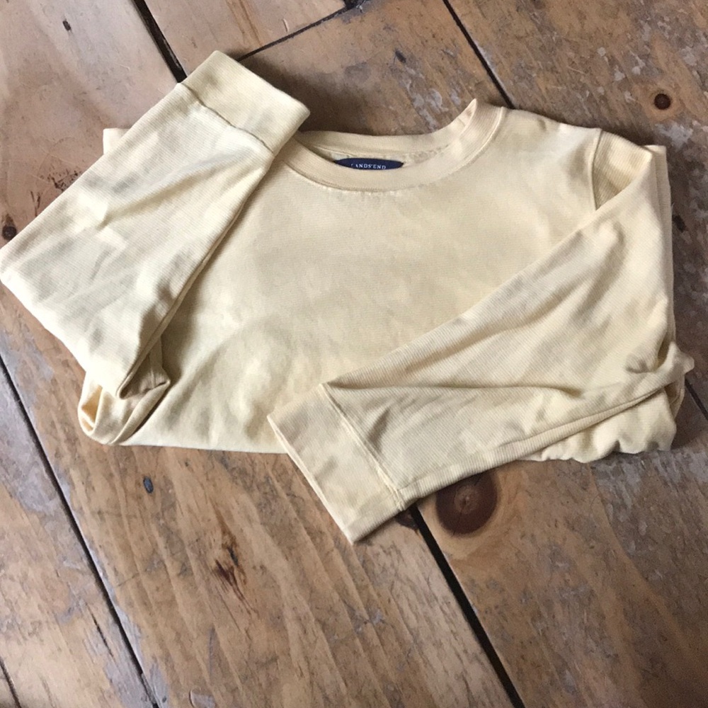 Quarter Sleeve Knit Shirt